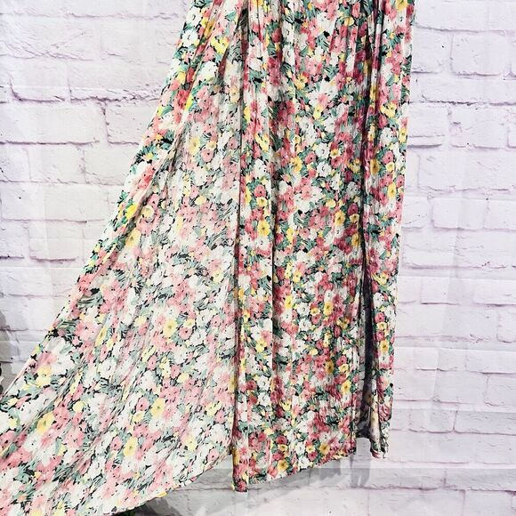 Hello Molly Floral Maxi Dress - Picture 7 of 13